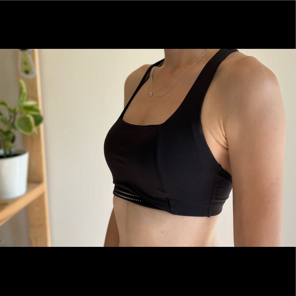 OYSHO Sports Bra *in great condition*